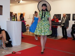 Fashion Show in der Contemplor Galerie Wien am 14. 03. 2024